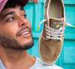 Satorisan story case a fashion boy with a brown shoes